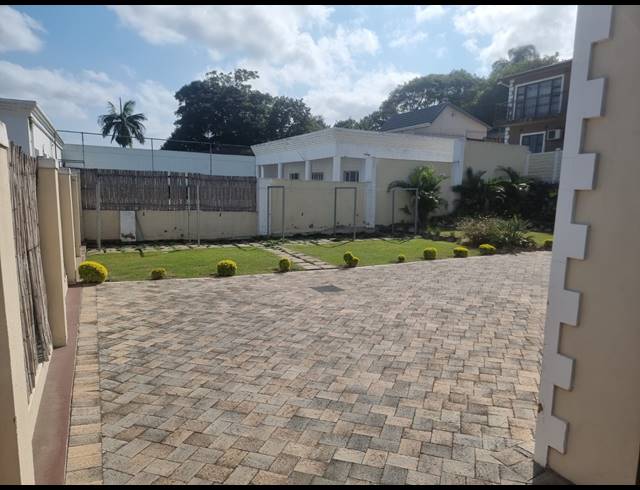 3 BEDROOM FLAT TO LET IN HILLARY